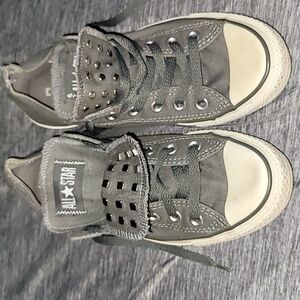 Converse size 7 double stuffed tongue